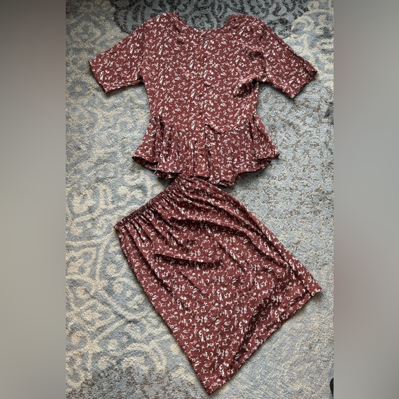 Vintage Pants - Tina Barrie Vintage Peplum Top & Skirt Set Maroon 12/14
